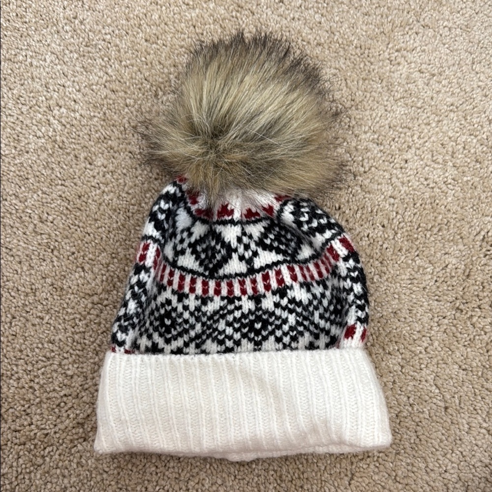Abercrombie & Fitch Black and White Knit Hat with Pom-Pom